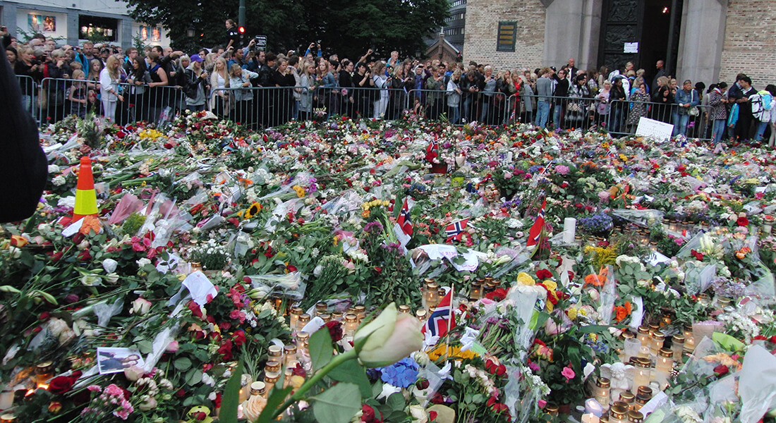 After the attack. Flowers in Oslo. Photo: Colourbox